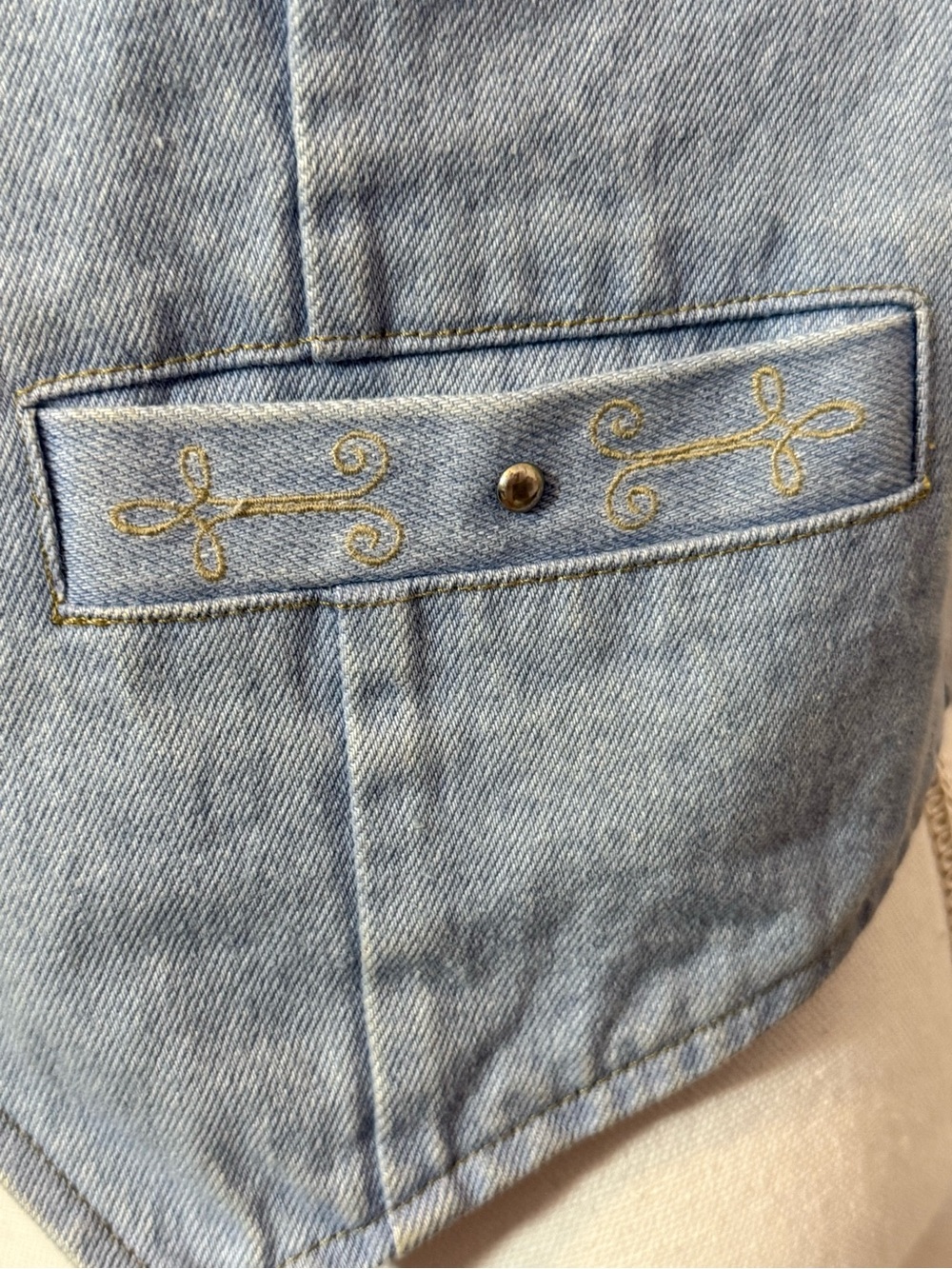 Vintage Light Blue Western Denim Button-Up Vest (B2) - Picture 2 of 8